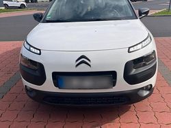 Weiß Gebraucht 2016 Citroën C4 Limousine | 7.300 € (Fairer Preis)