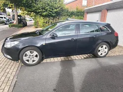 Schwarz Gebraucht 2012 Opel Insignia Kombi | 3.450 € (Superpreis)
