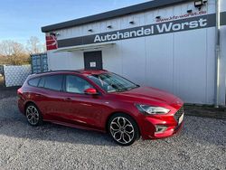 Rot Gebraucht 2019 Ford Focus ST-Line Kombi | 16.599 € (Etwas zu teuer)