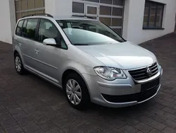 Silber Gebraucht 2008 VW Touran Trendline Van / Kleinbus | 3.490 € (Guter Preis)
