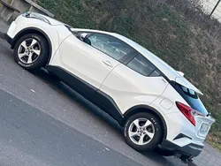 Weiß Gebraucht 2018 Toyota C-HR SUV | 16.222 € (Fairer Preis)