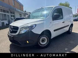 Weiß Gebraucht 2018 Mercedes Citan 109 Van / Kleinbus | 8.690 € (Superpreis)