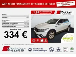 Weiß (pure white) Gebraucht 2024 VW Tiguan Allspace Life SUV | 33.950 € (Superpreis)