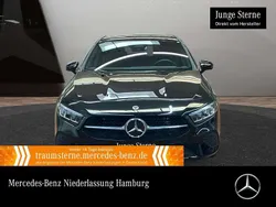 Kosmosschwarz Gebraucht 2025 Mercedes A200 Progressive Limousine | 31.990 € (Fairer Preis)