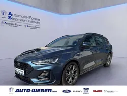 Chromablau metallic Gebraucht 2024 Ford Focus ST-Line Kombi | 24.750 € (Guter Preis)