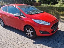 Rot Gebraucht 2016 Ford Fiesta Trend Kleinwagen | 3.900 € (Superpreis)