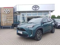 Everest green metallic Neu 2025 Toyota Yaris Cross SUV | 30.790 € (Fairer Preis)
