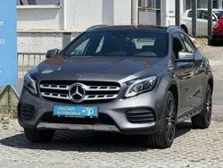 Grau Gebraucht 2018 Mercedes GLA250 AMG line SUV | 21.490 € (Fairer Preis)