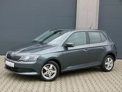 Grau Gebraucht 2017 Skoda Fabia Ambition Kleinwagen | 7.700 € (Fairer Preis)