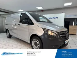Silber Gebraucht 2021 Mercedes Vito Van / Kleinbus | 27.488 € (Guter Preis)