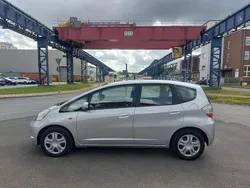 Silber Gebraucht 2011 Honda Jazz Trend Kleinwagen | 3.890 € (Guter Preis)