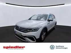 Pure white Gebraucht 2022 VW Tiguan Allspace Elegance SUV | 33.980 € (Fairer Preis)