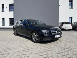 Schwarz Gebraucht 2017 Mercedes E200 Avantgarde Limousine | 22.250 € (Superpreis)