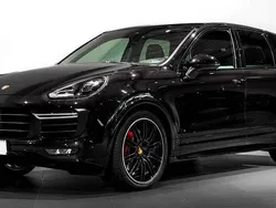 Schwarz Gebraucht 2017 Porsche Cayenne GTS SUV | 53.900 €