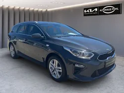 Grau Gebraucht 2021 Kia Ceed Sportswagon Vision Kombi | 17.990 € (Etwas zu teuer)