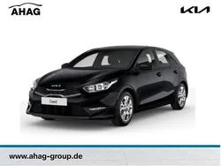 Silber Neu 2025 Kia Ceed Comfort Limousine | 26.490 € (Fairer Preis)