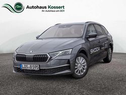 Graphitgrau Gebraucht 2025 Skoda Octavia Selection Kombi | 34.990 € (Superpreis)
