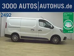 Gletscherweiss Gebraucht 2022 Renault Trafic Komfort Van | 24.450 € (Guter Preis)