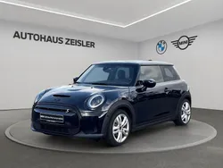 Mini yours enigmatic black Gebraucht 2023 Mini Cooper SE Hatch Kleinwagen | 21.780 € (Fairer Preis)