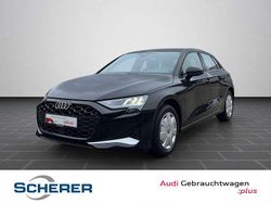 Mythosschwarz metallic (metallic) Gebraucht 2024 Audi A3 Ambiente Limousine | 33.900 € (Teuer)