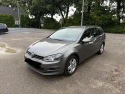Silber Gebraucht 2015 VW Golf VII Trendline Kombi | 7.300 € (Guter Preis)