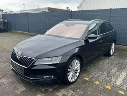 Schwarz Gebraucht 2017 Skoda Superb Style Kombi | 17.700 € (Fairer Preis)