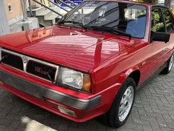 Rot Gebraucht 1989 Lancia Delta Limousine | 13.900 €