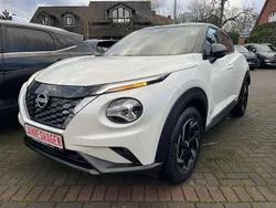 Pearl white/black m Gebraucht 2023 Nissan Juke N-Connecta SUV | 22.990 € (Guter Preis)