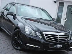 Schwarz Gebraucht 2011 Mercedes E220 Avantgarde Limousine | 11.900 € (Fairer Preis)