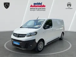 Weiß Gebraucht 2022 Opel Vivaro Edition Van | 24.395 € (Etwas zu teuer)