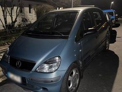 Blau Gebraucht 2002 Mercedes A160 Limousine | 2.500 € (Fairer Preis)