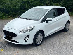 Weiß Gebraucht 2018 Ford Fiesta Cool & Connect Kleinwagen | 8.450 € (Fairer Preis)