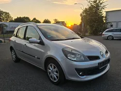 Silber Gebraucht 2008 Renault Clio II Limousine | 1.499 € (Fairer Preis)