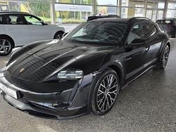 Schwarz Gebraucht 2022 Porsche Taycan Limousine | 53.900 € (Guter Preis)