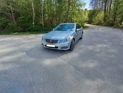 Silber Gebraucht 2011 Mercedes E200 Elegance Limousine | 17.900 € (Teuer)