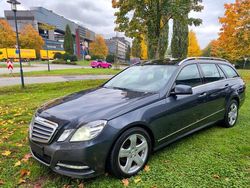 Grau Gebraucht 2011 Mercedes E220 Avantgarde Kombi | 6.450 € (Superpreis)