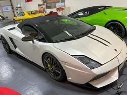 Weiß Gebraucht 2011 Lamborghini Gallardo Cabrio | 195.000 €