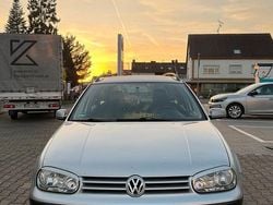 Silber Gebraucht 2001 VW Golf IV Kombi | 1.700 € (Fairer Preis)