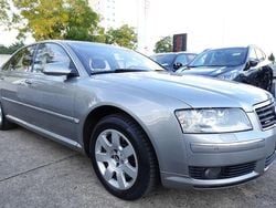Grau Gebraucht 2004 Audi A8 Limousine | 8.990 €