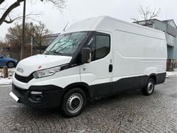 Weiß Gebraucht 2015 Iveco Daily Van / Kleinbus | 7.900 € (Guter Preis)