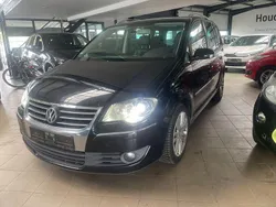 Schwarz Gebraucht 2006 VW Touran Highline Van / Kleinbus | 3.490 € (Fairer Preis)