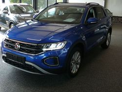 Blau Gebraucht 2023 VW T-Roc Life SUV | 24.300 € (Guter Preis)