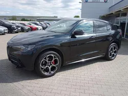 Nero vulcano Gebraucht 2024 Alfa Romeo Stelvio Veloce SUV | 39.990 € (Fairer Preis)
