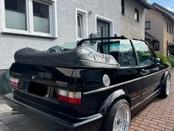 Schwarz Gebraucht 1991 VW Golf Cabriolet Sportline Cabrio | 13.900 €