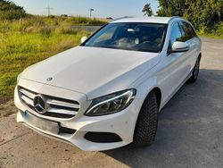 Weiß Gebraucht 2017 Mercedes C160 Avantgarde Coupé | 9.790 € (Fairer Preis)