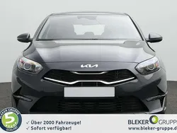 Silber Neu 2025 Kia Ceed Limousine | 24.490 € (Fairer Preis)