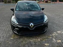 Schwarz Gebraucht 2017 Renault Clio IV Kleinwagen | 8.200 € (Fairer Preis)