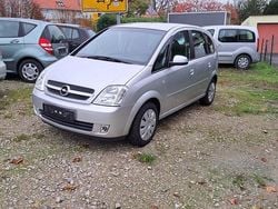 Silber Gebraucht 2005 Opel Adam Kleinwagen | 3.999 €