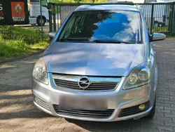 Silber Gebraucht 2008 Opel Zafira Van / Kleinbus | 3.299 € (Fairer Preis)