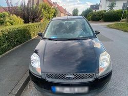 Schwarz Gebraucht 2005 Ford Fiesta Kleinwagen | 1.250 € (Etwas zu teuer)